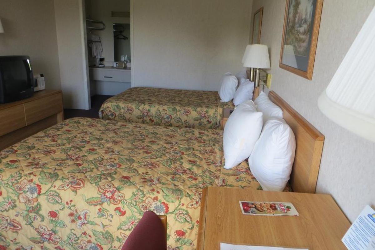 Knights Inn Newport Dış mekan fotoğraf